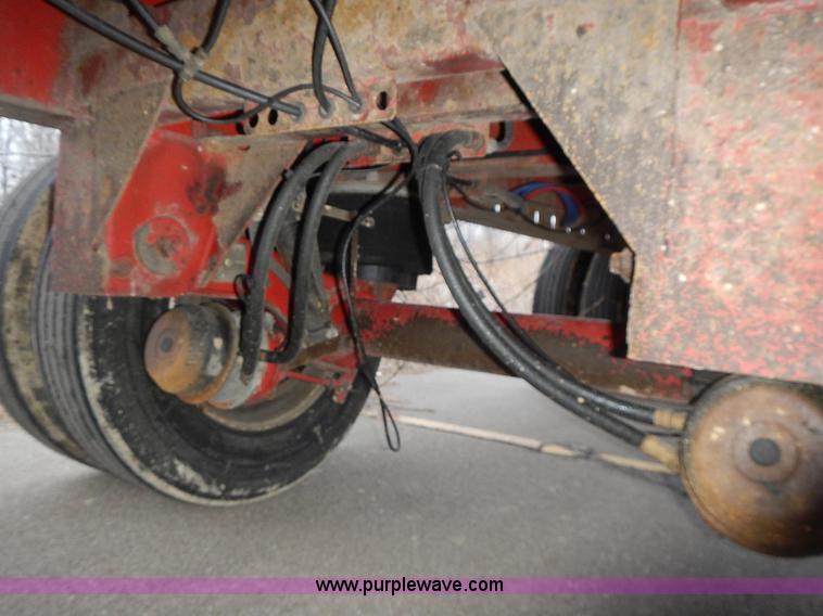 image for item L3617 2004 Transcraft Eagle flatbed trailer