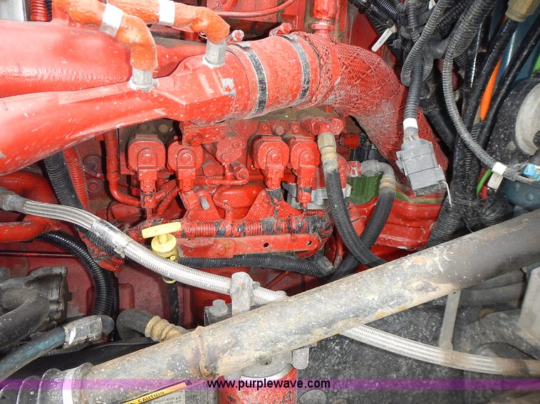 image for item L3619 2010 Peterbilt 387 semi truck