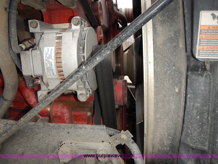 image for item L3619 2010 Peterbilt 387 semi truck