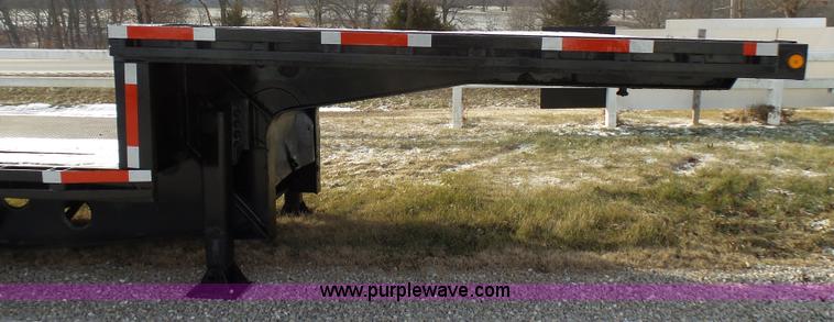 image for item L5391 2002 Doonan drop deck trailer