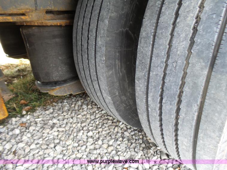 image for item L5391 2002 Doonan drop deck trailer