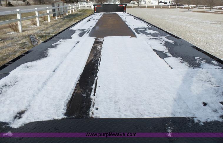 image for item L5391 2002 Doonan drop deck trailer