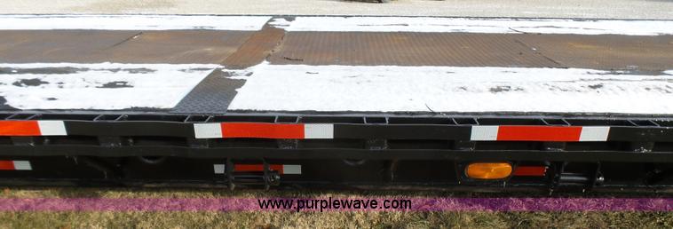 image for item L5391 2002 Doonan drop deck trailer