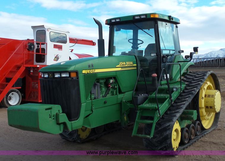 image for item G7102 2001 John Deere 8410T tractor