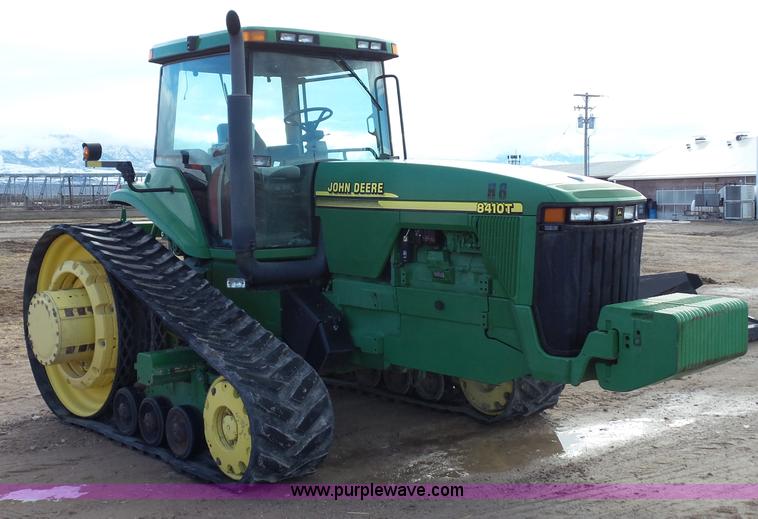 image for item G7102 2001 John Deere 8410T tractor