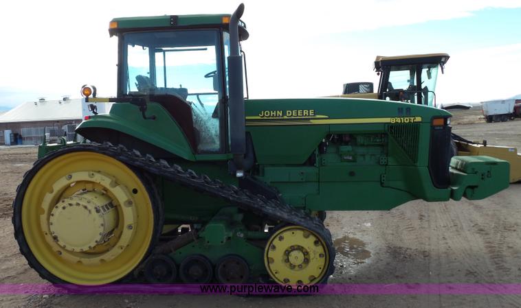 image for item G7102 2001 John Deere 8410T tractor