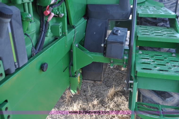 image for item G7102 2001 John Deere 8410T tractor