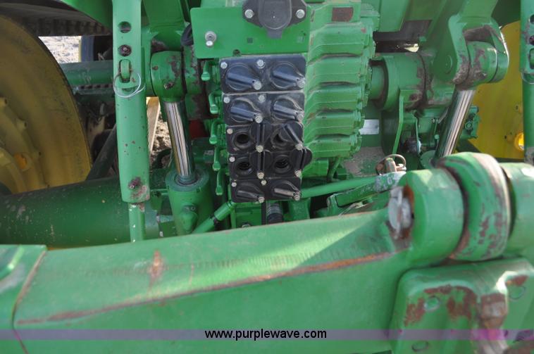 image for item G7102 2001 John Deere 8410T tractor