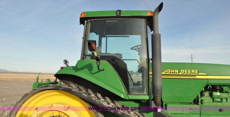 image for item G7102 2001 John Deere 8410T tractor