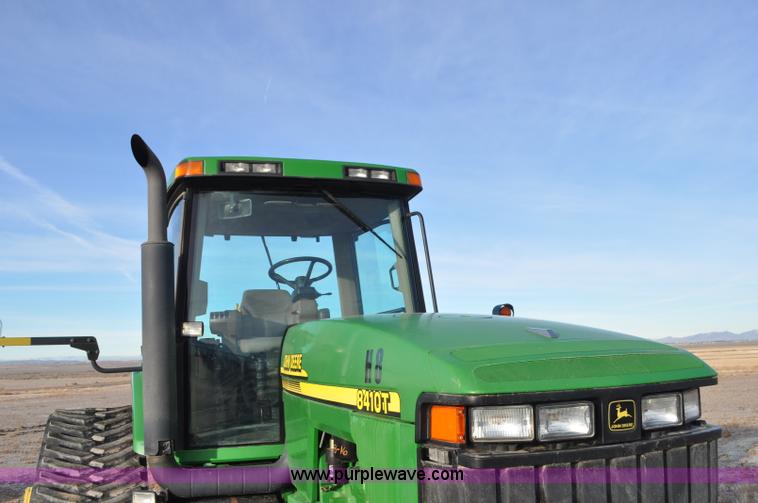image for item G7102 2001 John Deere 8410T tractor