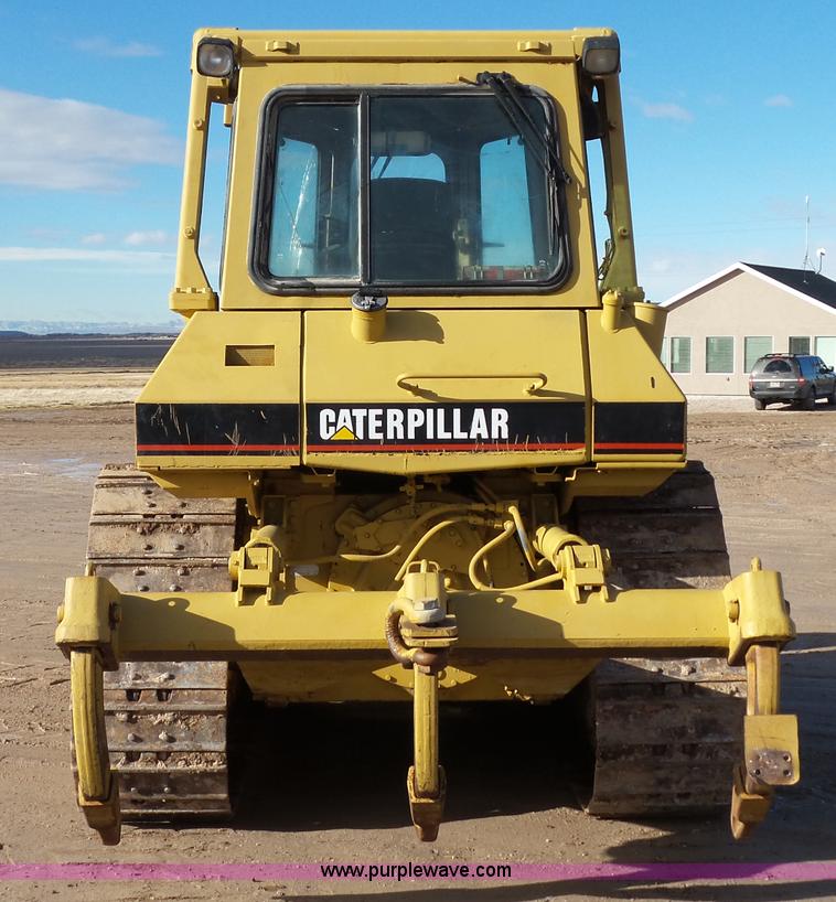 image for item G7103 1992 Caterpillar D5H XL Series II dozer