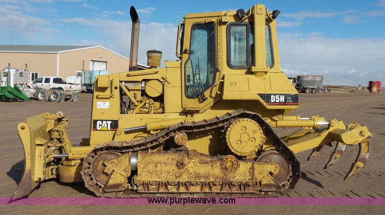 image for item G7103 1992 Caterpillar D5H XL Series II dozer