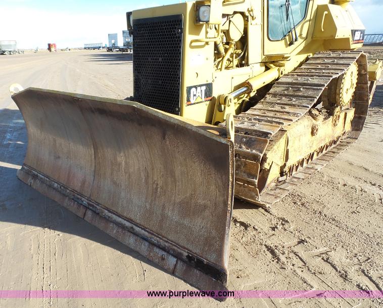image for item G7103 1992 Caterpillar D5H XL Series II dozer