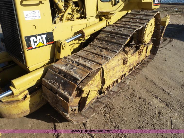image for item G7103 1992 Caterpillar D5H XL Series II dozer