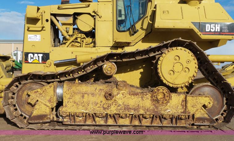 image for item G7103 1992 Caterpillar D5H XL Series II dozer