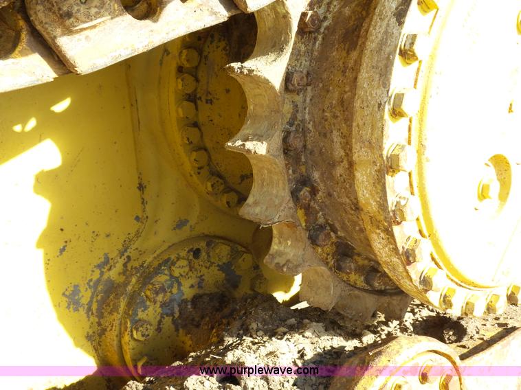 image for item G7103 1992 Caterpillar D5H XL Series II dozer