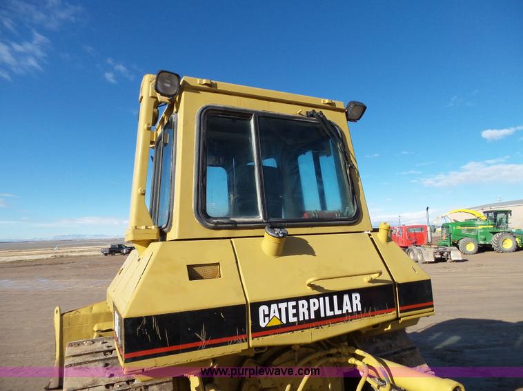 image for item G7103 1992 Caterpillar D5H XL Series II dozer