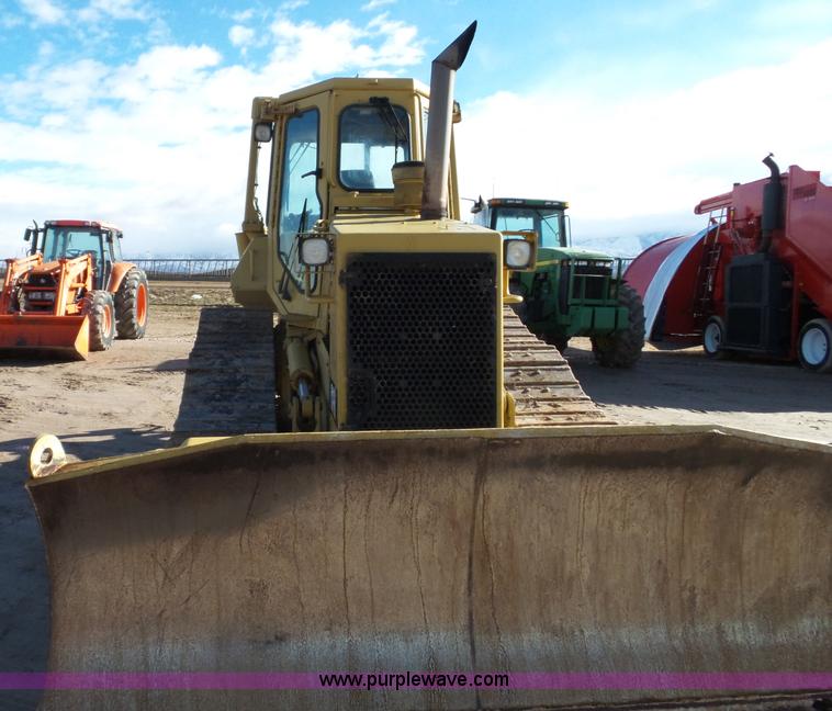 image for item G7103 1992 Caterpillar D5H XL Series II dozer