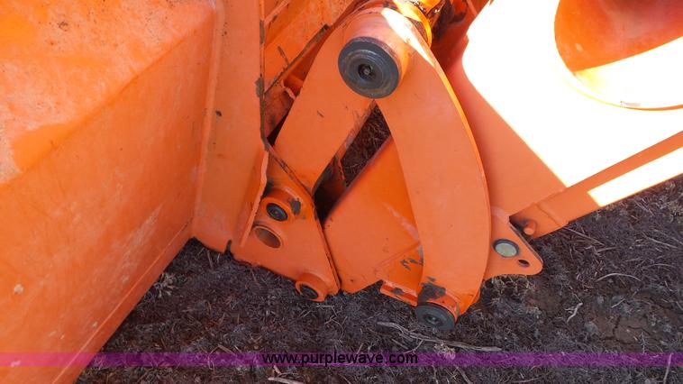 image for item G7104 Kubota M125X MFWD tractor