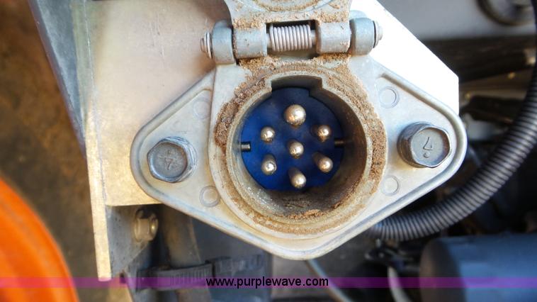 image for item G7104 Kubota M125X MFWD tractor