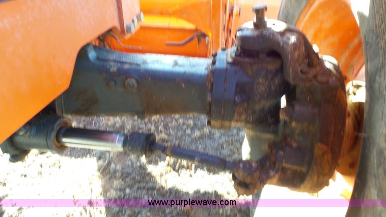 image for item G7104 Kubota M125X MFWD tractor