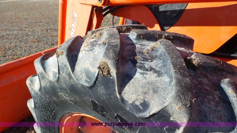 image for item G7104 Kubota M125X MFWD tractor