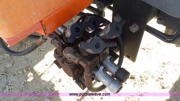 image for item G7105 Kubota L3410 MFWD tractor