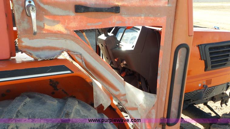 image for item G7105 Kubota L3410 MFWD tractor