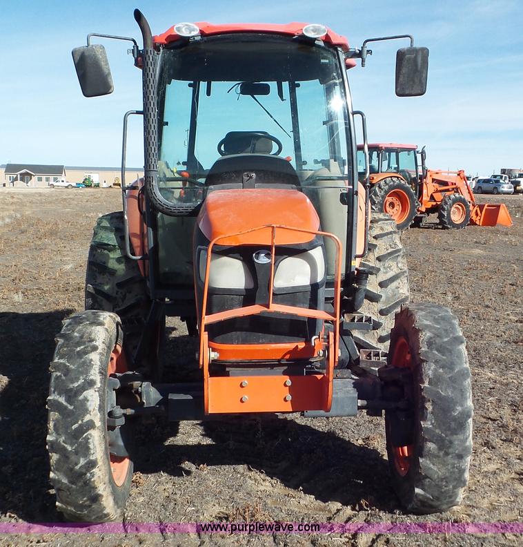image for item G7106 2007 Kubota M6040 tractor