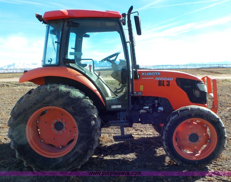 image for item G7106 2007 Kubota M6040 tractor