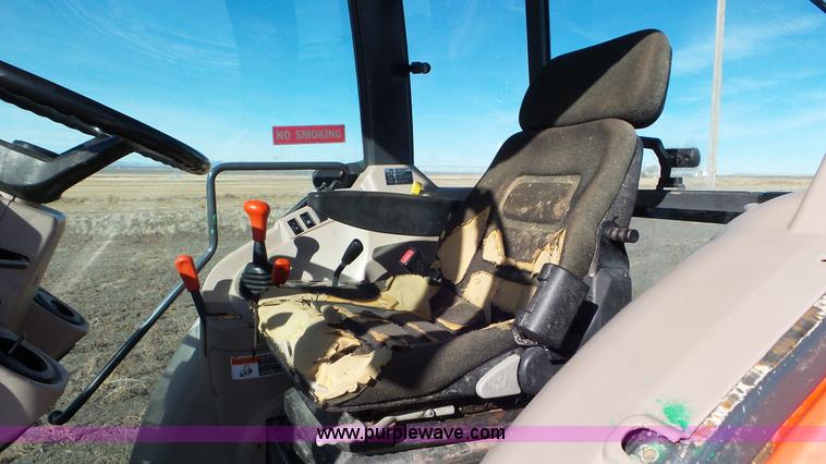 image for item G7106 2007 Kubota M6040 tractor
