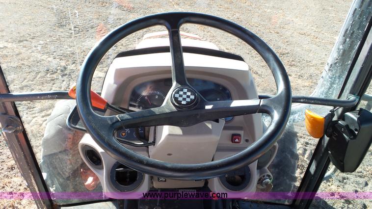 image for item G7106 2007 Kubota M6040 tractor