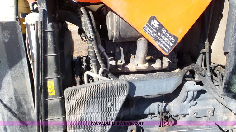 image for item G7106 2007 Kubota M6040 tractor