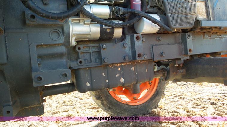 image for item G7106 2007 Kubota M6040 tractor