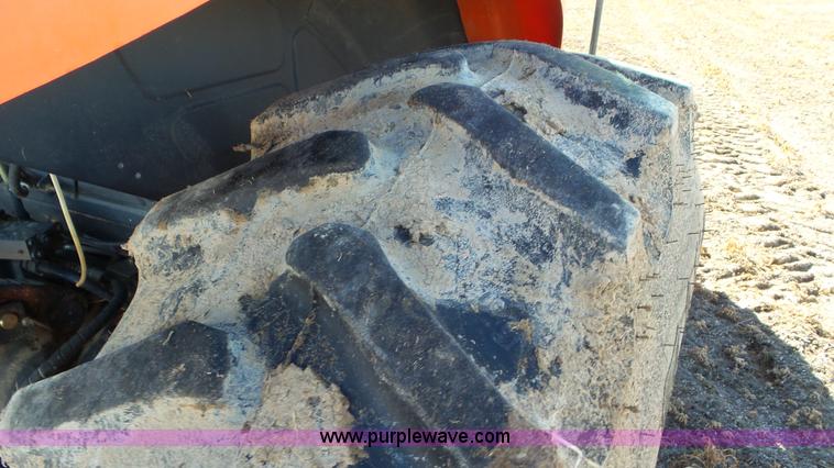 image for item G7106 2007 Kubota M6040 tractor