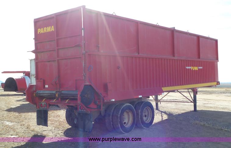 image for item G7107 2009 Parma live bottom trailer