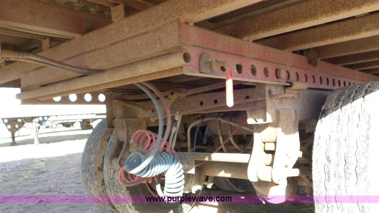 image for item G7107 2009 Parma live bottom trailer