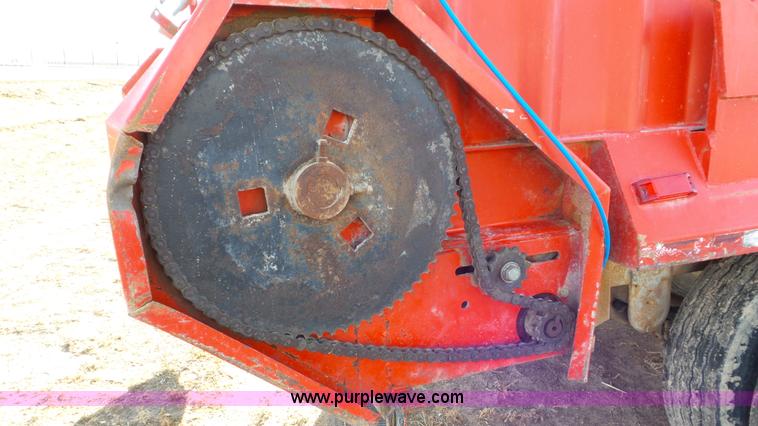 image for item G7107 2009 Parma live bottom trailer