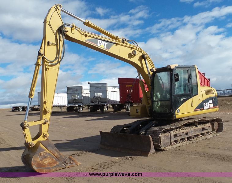 image for item G7108 2005 Caterpillar 312C compact excavator