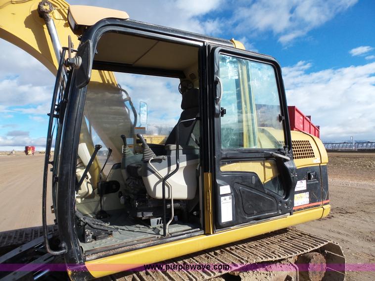 image for item G7108 2005 Caterpillar 312C compact excavator