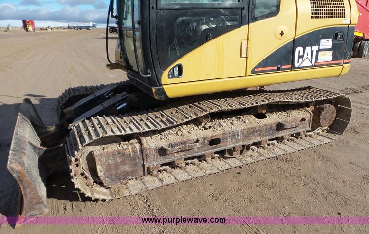 image for item G7108 2005 Caterpillar 312C compact excavator