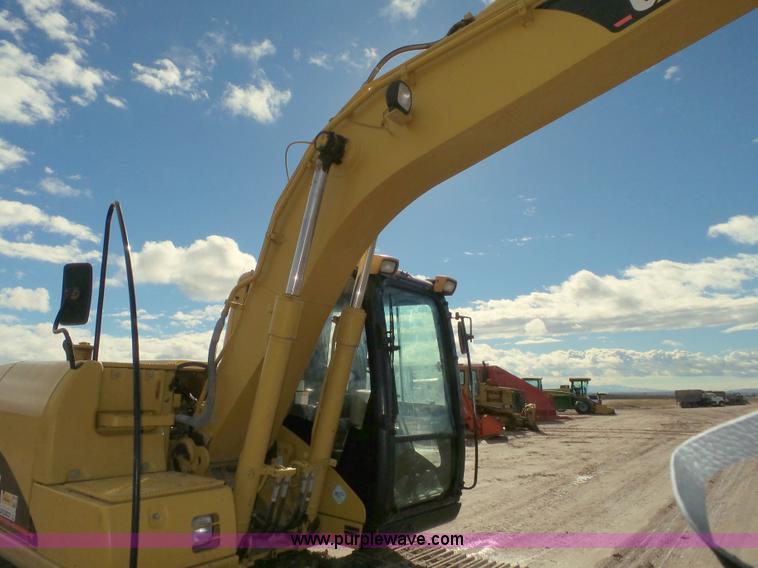 image for item G7108 2005 Caterpillar 312C compact excavator
