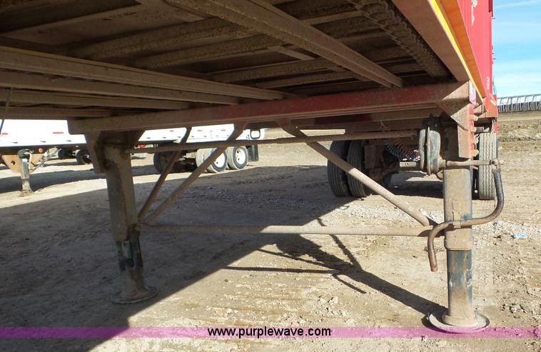 image for item G7109 2009 Parma Silage live bottom trailer