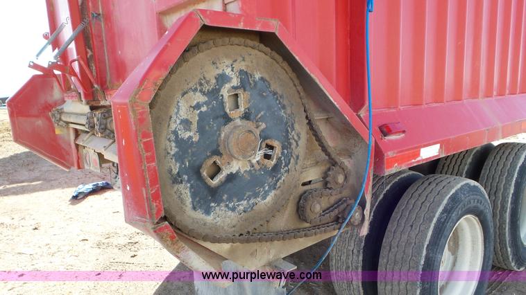 image for item G7109 2009 Parma Silage live bottom trailer