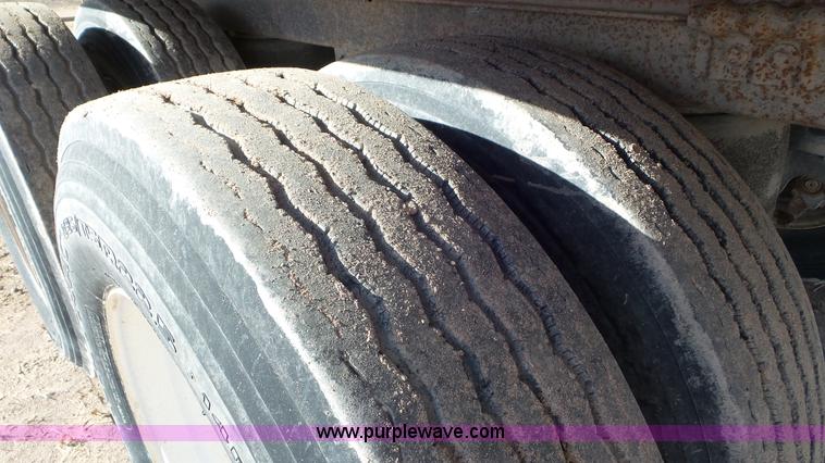 image for item G7109 2009 Parma Silage live bottom trailer