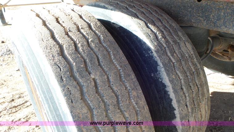 image for item G7109 2009 Parma Silage live bottom trailer