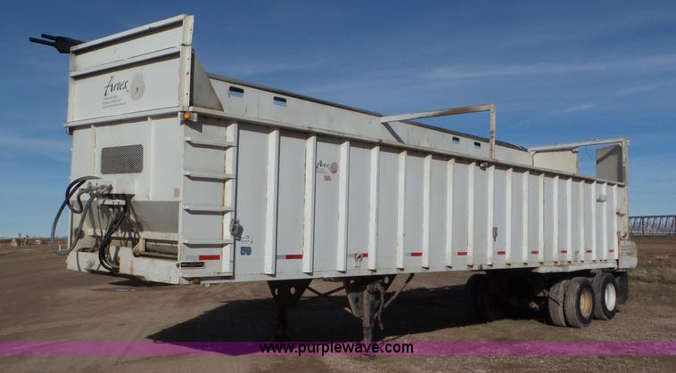 image for item G7110 2009 Artex CT4005 live bottom trailer
