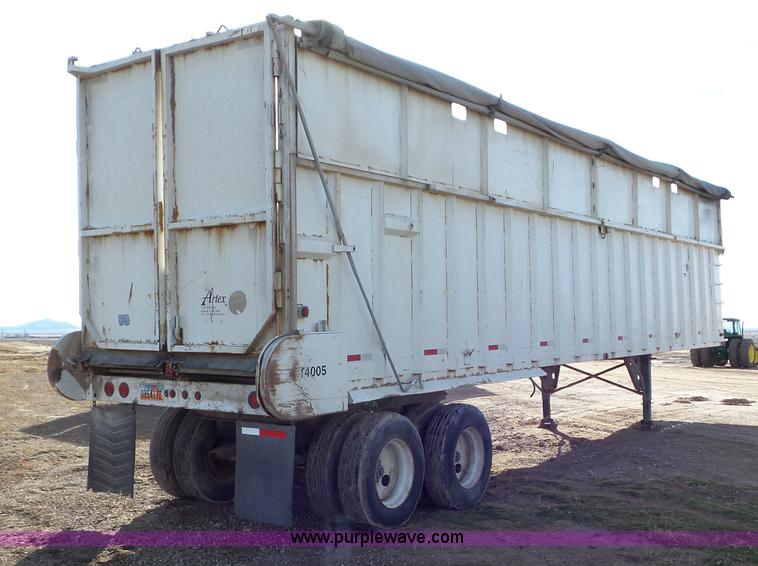 image for item G7110 2009 Artex CT4005 live bottom trailer
