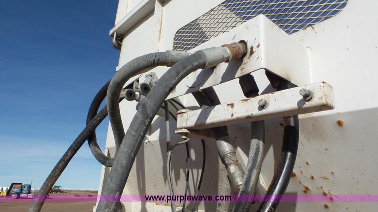 image for item G7110 2009 Artex CT4005 live bottom trailer