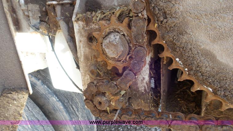 image for item G7110 2009 Artex CT4005 live bottom trailer